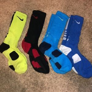 4 Pack of Large Nike Elite Basketball Socks